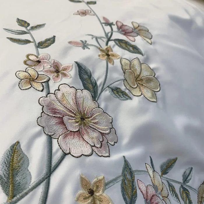 Luxury Florals Embroidery Bedding Set White Satin Cotton Bedclothes Duvet Cover Bedspread Bed Sheet Pillowcases Home Textile