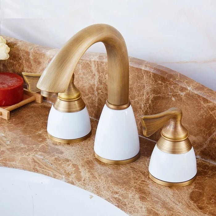 3 piece Set Faucet Bathroom Mixer Deck Mounted Sink Tap 3 Hole Basin Faucet Set Ceramic Copper Faucet Golden Finish Mixer Tap