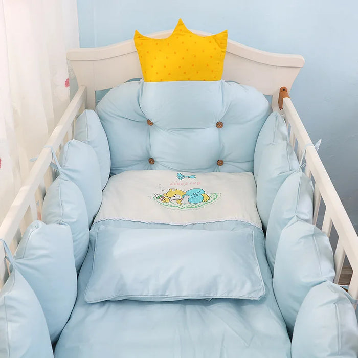 Baby Bedding Set Includes Bumpers+Pillow+Quilt+Mattress Cover Cotton Crib Bed Linen Kit Crown Design Baby Crib Bedding Set