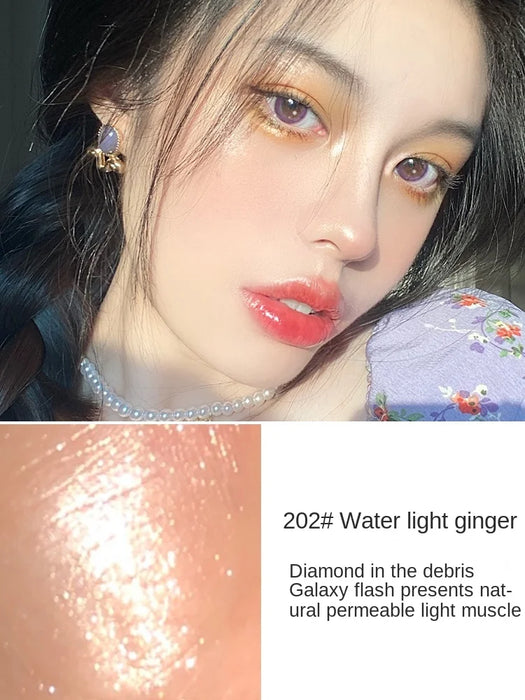 zq Little Daisy Highlight Contour Compact Glitter Face Brightening Natural Three-Dimensional Fairy Ginger