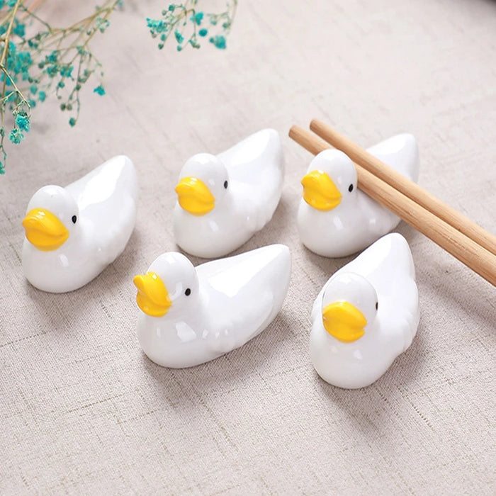 6pcs/set Lovely Duckling Chopstick Holder Set Support Fork Coffee Spoon Mini Creative Dish Dinnerware Duck Stand Kithchen Tools