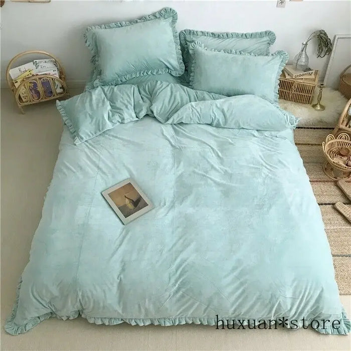 White Grey Ruffled Duvet Cover Bed Sheet Set Fleece Cotton Soft Warm Bedding Set Conforter Set Queen