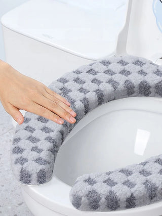 Toilet Seat Cover in Winter Four Seasons General Household Bathroom Attachment Washable with Thick Pile Toilet Seat Mat Sticker