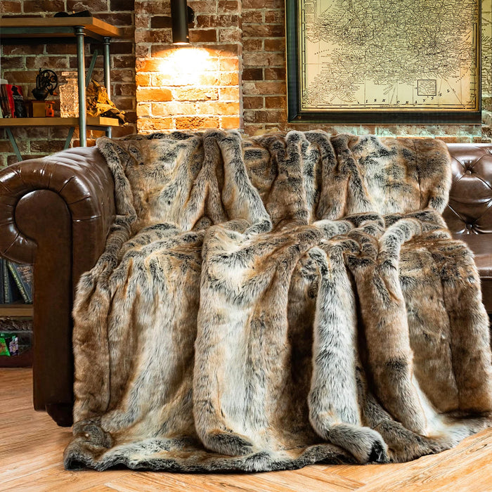 Battilo Faux Fur Blanket Plaid for Sofa Luxury Fox Fur Throw Blanket Winter Warm Fluffy Soft Blankets Bedspread on the Bed