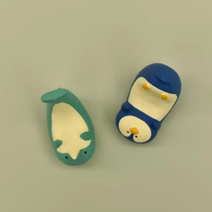 Cartoon Cute Animal Phone Stand Modern Simple Household Creative Desktop Decoration Penguin Dolphin Aquarium Mobile Phone Holder