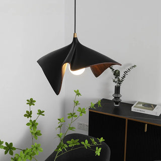 Modern LED Resin Black Pendant Lights Chandeliers Creative Design Lustres Lamp for Bedroom Living Room Table Plafond Salon