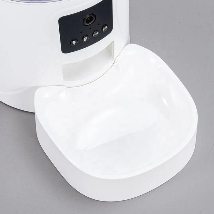 New Product Dog Dispenser For Cats Food Feeder Smart Automatic Pet Feeder