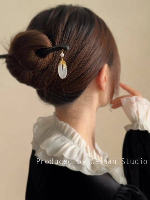 Tulip Girl ~ Flower Tassel Wooden Hairpin New Chinese Antique High Sense Simple Hair Wooden Hairpin on The Back of The Head