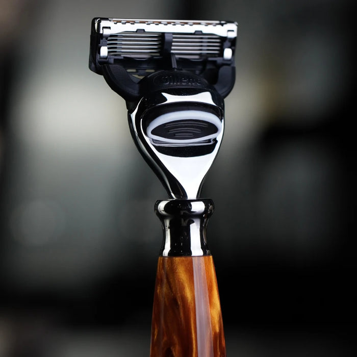 Safety razor men shaving replaceable blade