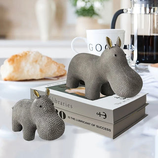 Resin Hippo Father and Son Set Ornament for Home Decorative Sculpture Statue of Living Room Office Bedroom