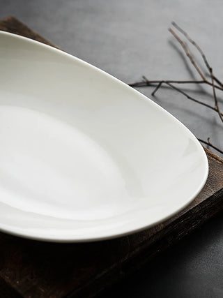 White Porcelain Advanced Sense Steamed Fish Plate Home Light Luxury Dish Under Glaze Color Kitchen Tableware Hotel Dinner Plate