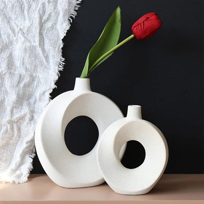 Nordic simple Doughnut Ceramic Vase Desktop Ornaments Living Room Decoration Flower Arrangement Container Flower Pot Vase Gift