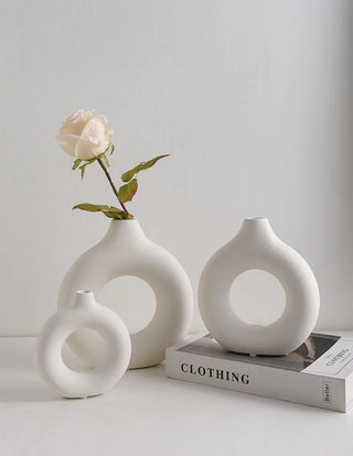 Vilead Black Circular Hollow Ceramic Vase Donuts Nordic Flower Pot Home Decoration Accessories Office Living Room Interior Decor