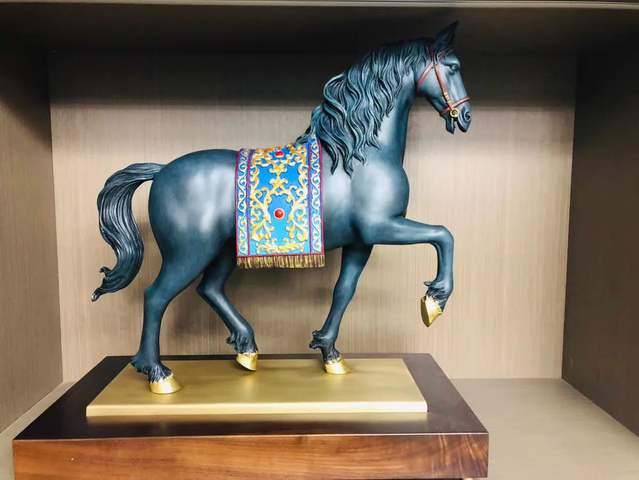 2024 TOP foreign business honored guest GIFT Home company finance officialdom boss High grade decorative horse copper sculpture